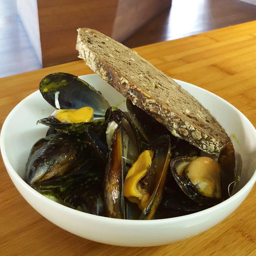 Mussels with the chimmichuri.  Dark rye sour dough.  @watyalookinat  #mussels #tasmania  #food  #foodlover