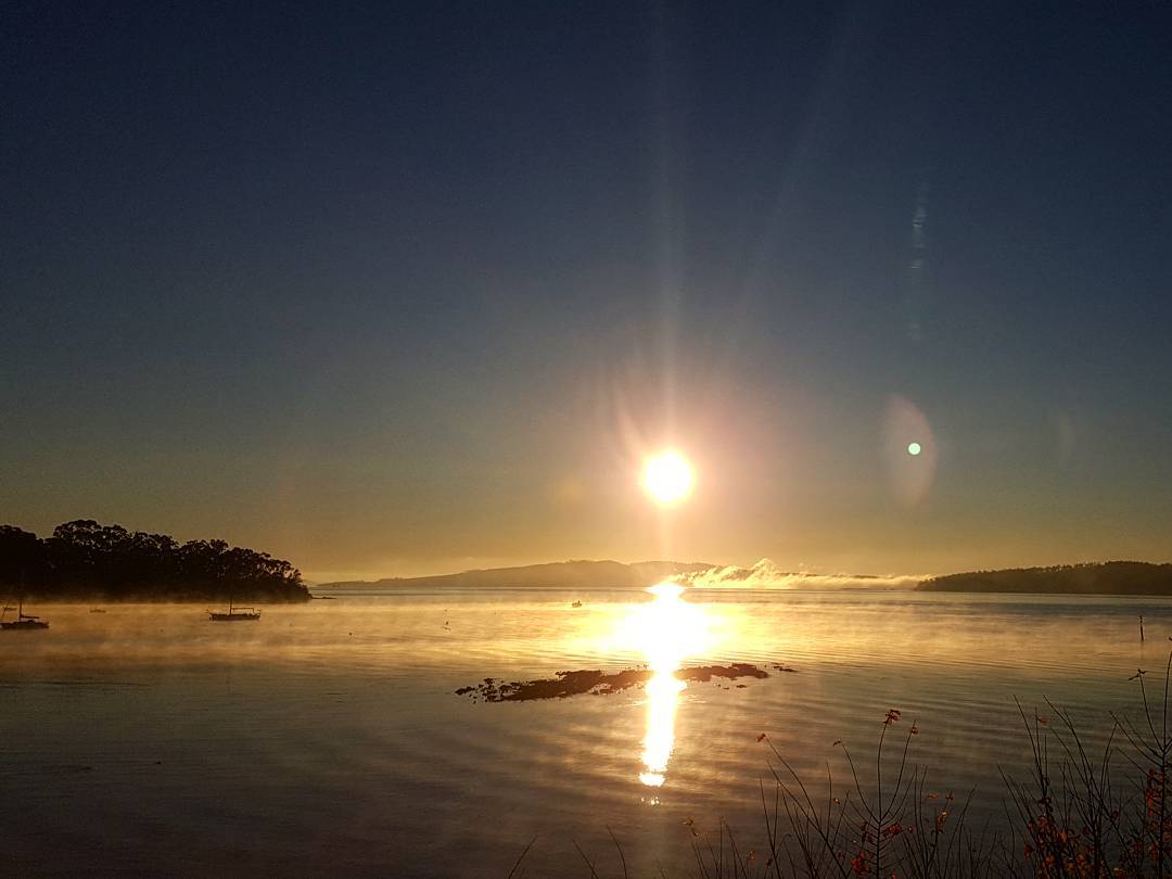 Early morning mist on the channel
Photo: @_tomsandy #tasmania #australia #woodbridge #morning #mist #sunrise #