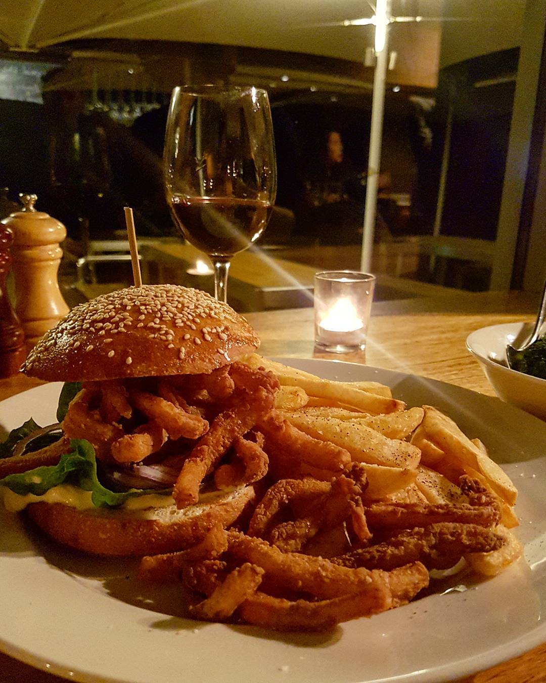 Friday night squid burger. Keep an eye out for our specials board for crafty creations like this one!
?: @_tomsandy #woodbridge #tasmania #squid #burger #tasfoodie #peppermintbay