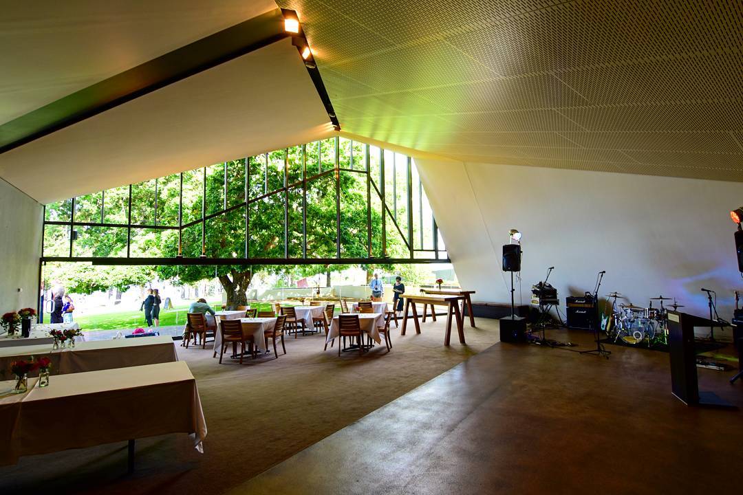 Such a beautiful space for functions and events. ?: @sandy_mckay92 #tasmania #functions #events #weddings #architecture #tasmania #woodbridge #peppermintbay