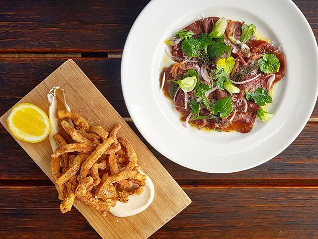 From today’s specials: beef carpaccio w anchovy, parmesan and herbs + salt and pepper calamari w aioli and lemon. Come and enjoy! #peppermintbayhotel #woodbridge #tasmania #tasfoodie #localproduce #alfresco #delicious #homegrown #fromthegarden #tastetasmania #southerntrove #foodstagram